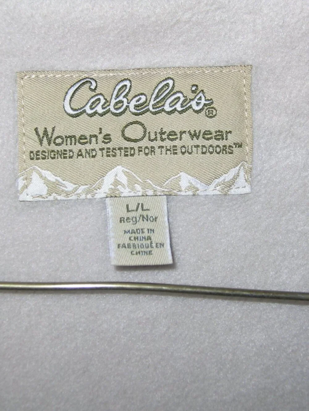Cabelas women black